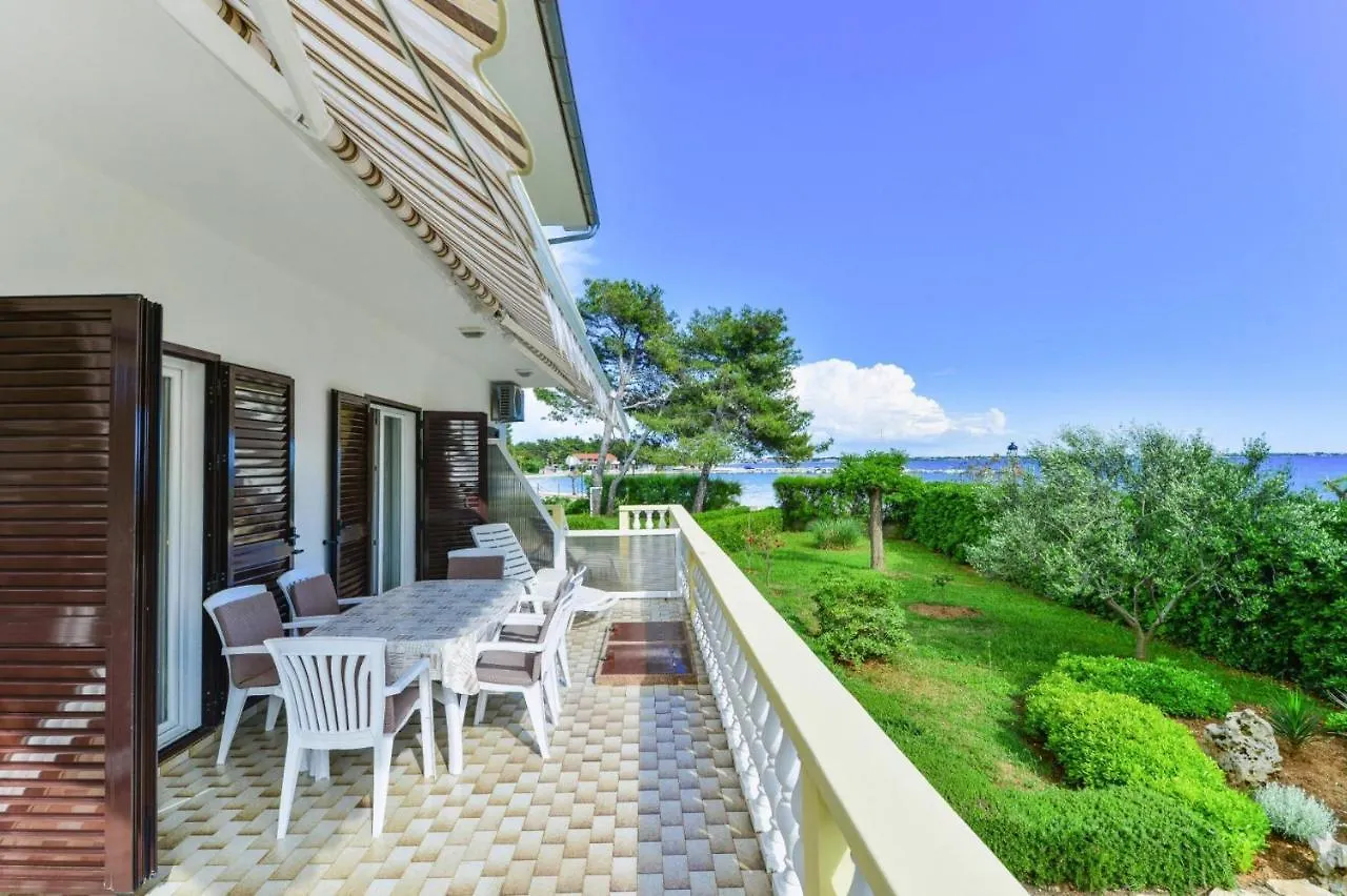 Apartments In House Liveric, In Vir At The Beach Croatia